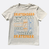 Camiseta Skateboar Roll On A Skate Park